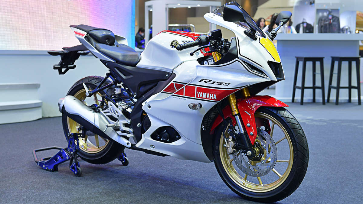 Phiên bản Yamaha YZF-R15M Connected-ABS WGP 60th Anniversary. Ảnh ARENAMOTOSIKAL