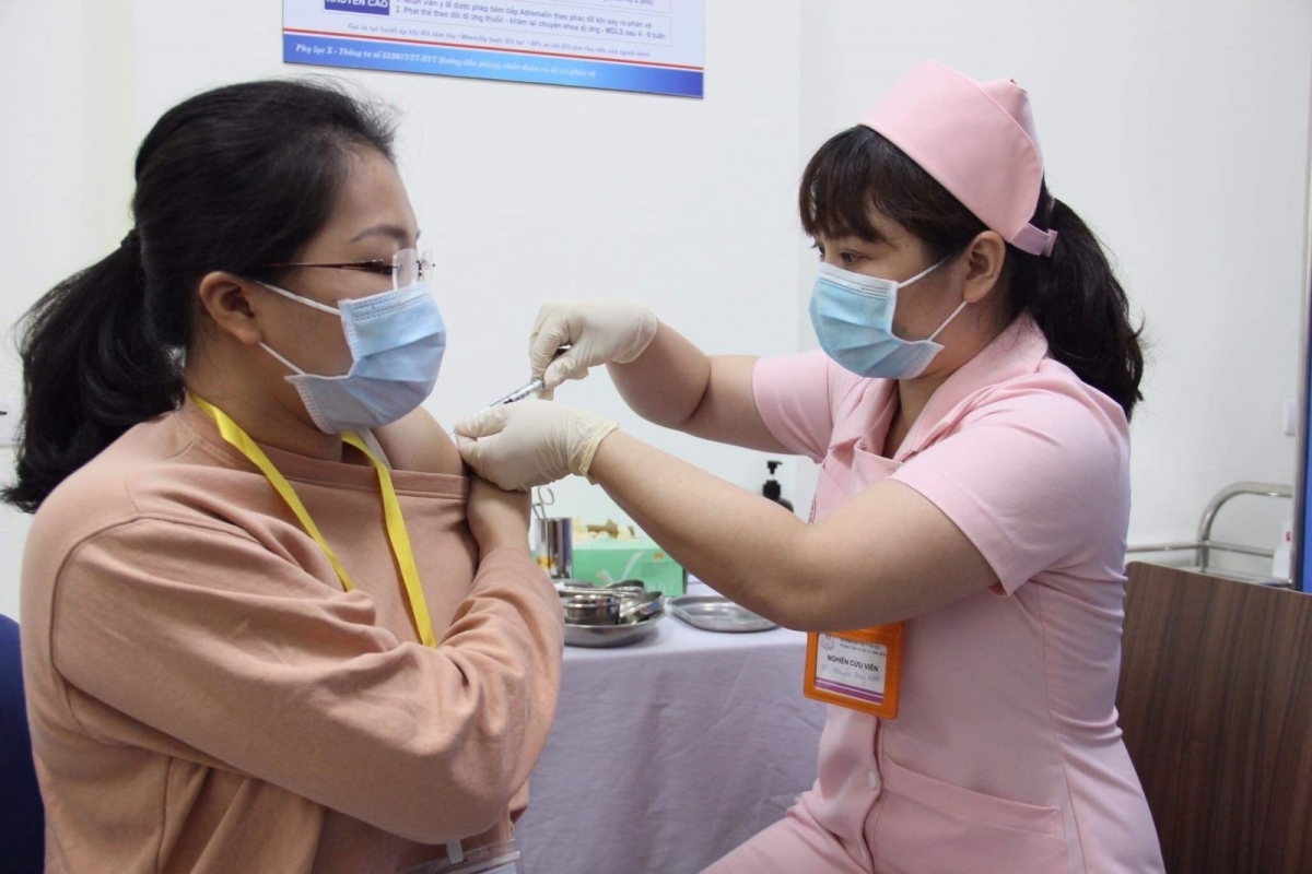 Bao giờ có vaccine COVID-19 sản xuất trong nước?