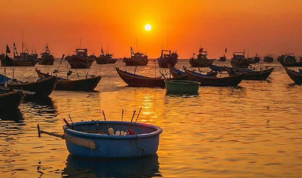 Khám phá tour Mũi Né nên đi đâu, chơi gì cùng DivuiTravel
