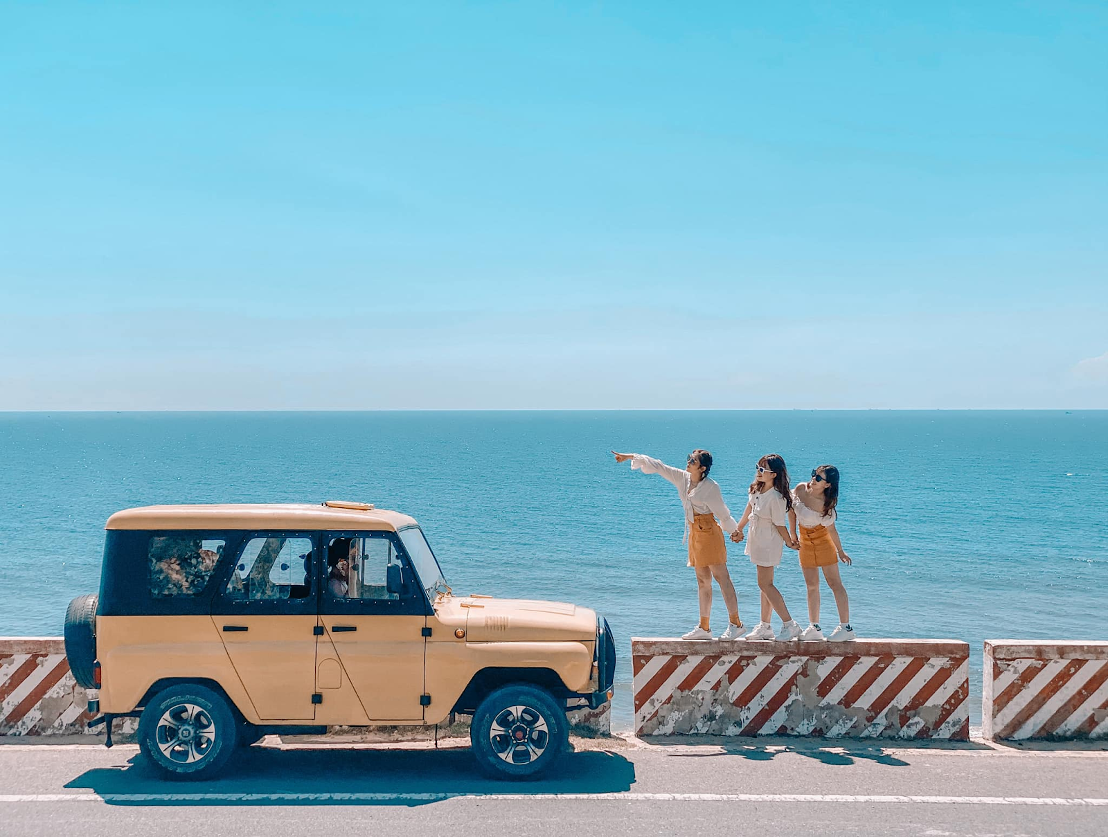Khám phá tour Mũi Né nên đi đâu, chơi gì cùng DivuiTravel