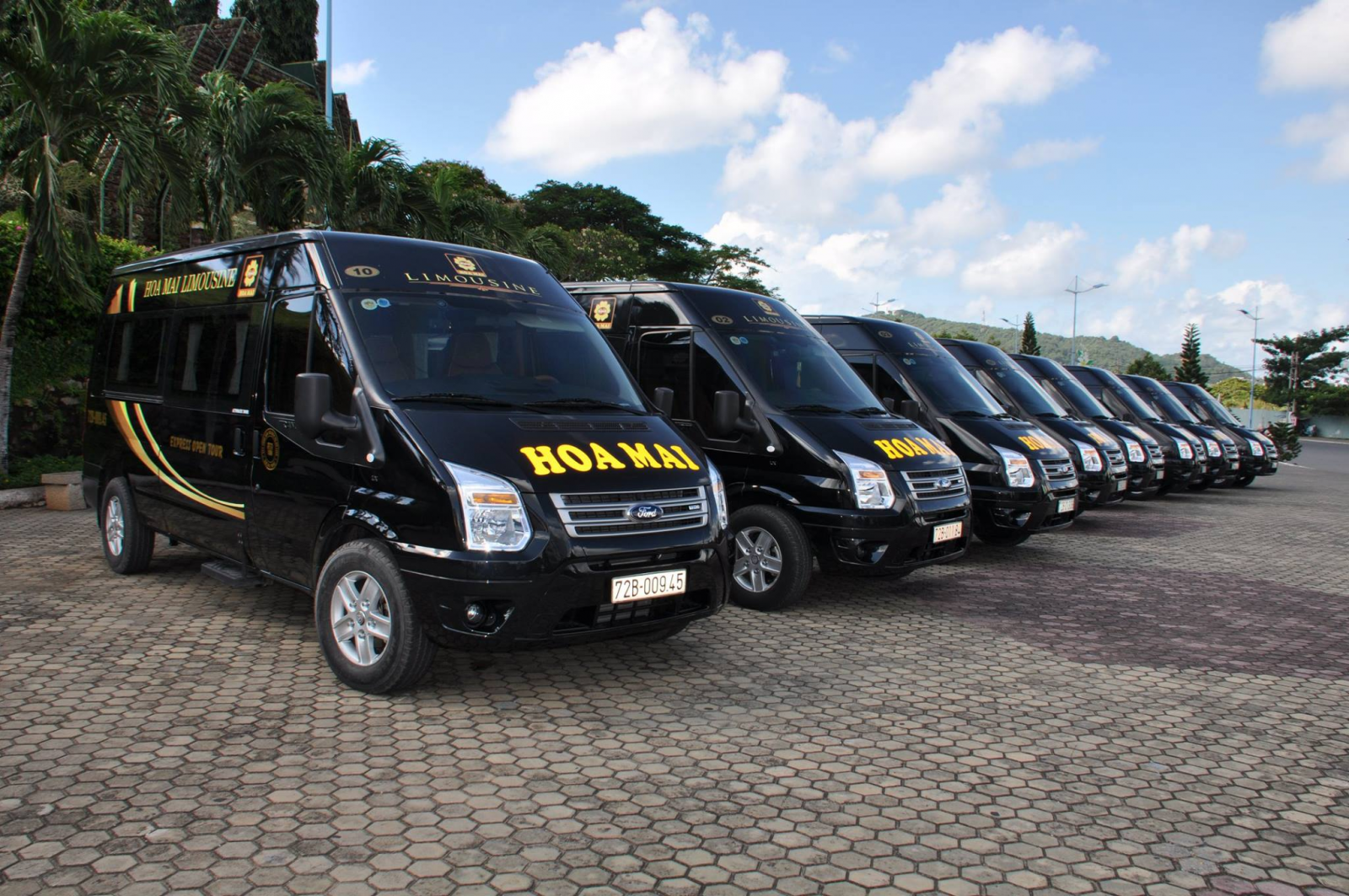 Hoa Mai nổi tiếng là hãng xe limousine trong việc vận chuyển hành khách