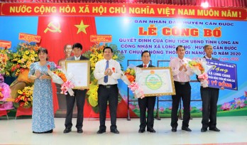 Xã Long Cang đón nhận danh hiệu xã đạt chuẩn nông thôn mới nâng cao