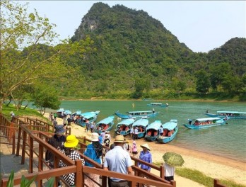 Vietnam’s tourism sector bouncing back after reopening