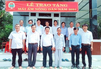 Hội Nông dân Việt Nam huyện Thủ Thừa: Thi đua dân vận khéo xây dựng nông thôn mới