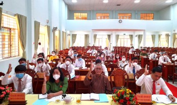 Kỳ họp thứ sáu, HĐND huyện Tân Thạnh thông qua 4 nghị quyết
