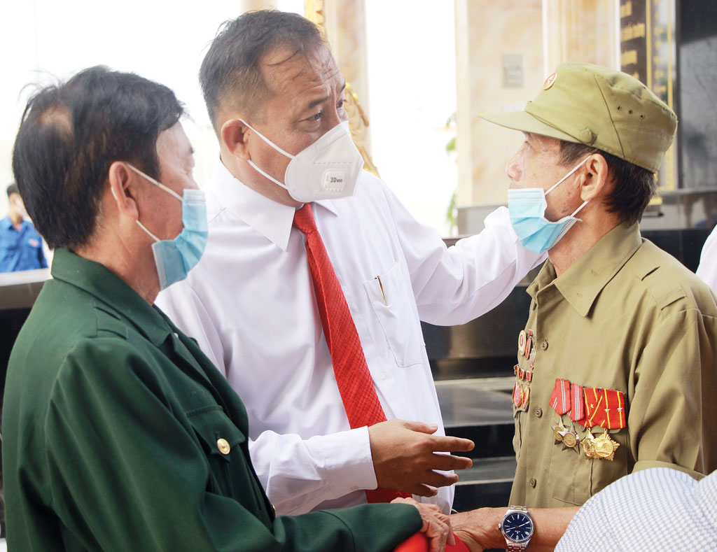 Xã hội hóa trùng tu, xây dựng di tích