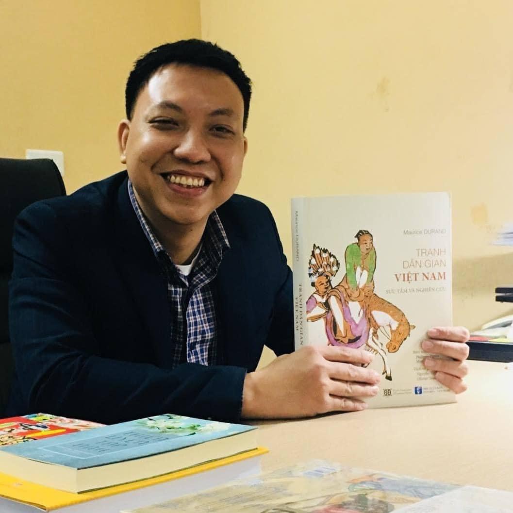 Bình Book: 'Tôi không thể đứng yên khi trái đất còn xoay!' Với các thể loại như khoa giáo, nghệ thuật, lịch sử,... anh Bình luôn hết lòng giới thiệu dù thể loại sách này khá kén độc giả