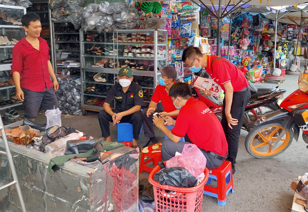 Triển khai thanh toán không dùng tiền mặt tại các chợ