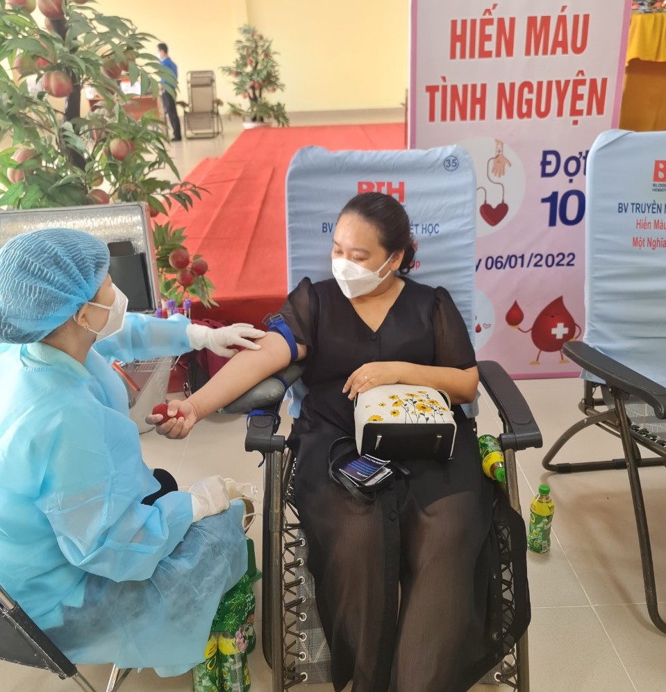 Suốt 15 năm qua, chị Nguyễn Thị Xuân An tích cực tham gia hiến máu tình nguyện