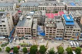 Tòa nhà 6 tầng ở Trung Quốc đổ sập giữa đám tang, chưa rõ thương vong