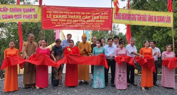 Tân Thạnh khánh thành cầu giao thông nông thôn Tân Thạnh khánh thành cầu giao thông nông thôn