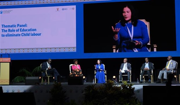 Vietnam shares experience in increasing children's access to education