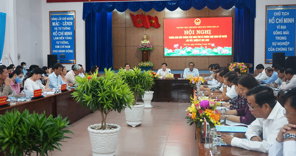 Experiences and solutions to improve quality and efficiency of People's Council's activities