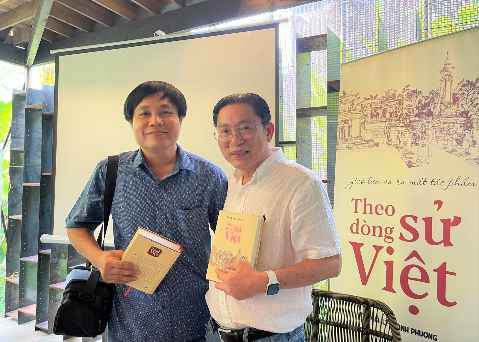 Nhà văn Lý Thành Phương 'thắp lửa' cho tình yêu sử Việt