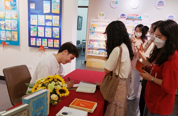 Nhức nhối thực trạng sách giả, sách lậu trên không gian mạng