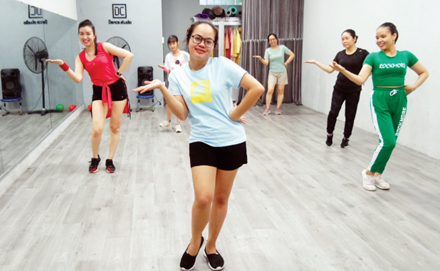 Zumba là bộ môn rèn luyện sức khỏe hiệu quả, bổ ích, giải tỏa căng thẳng và tái tạo năng lượng cho cuộc sống