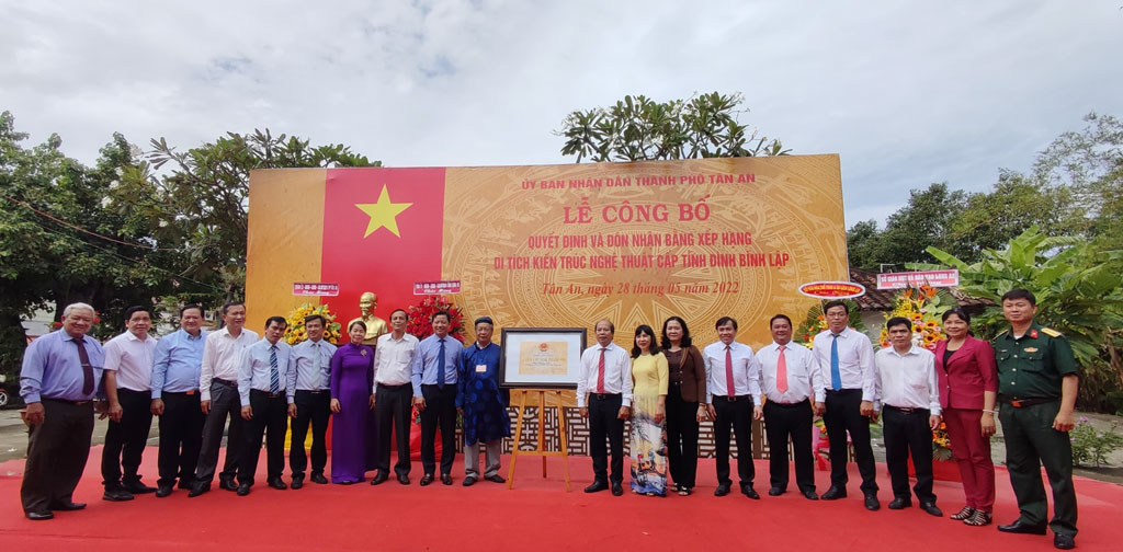 Binh Lap communal house recognized as provincial-level art - architectural relic