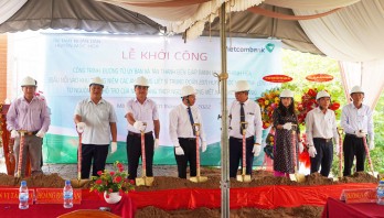 Mộc Hóa khởi công công trình đường nối liền xã Tân Thành đến giáp ranh huyện Thạnh Hóa Mộc Hóa khởi công công trình đường nối liền xã Tân Thành đến giáp ranh huyện Thạnh Hóa