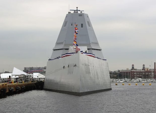 Zumwalt được xem là lớp tàu khu trục lớn nhất thế giới. (Nguồn: Bussiness Insider)