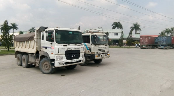 Xử lý nghiêm xe quá tải Phương tiện vi phạm bị lực lượng Thanh tra Sở Giao thông Vận tải phát hiện, lập biên bản xử lý