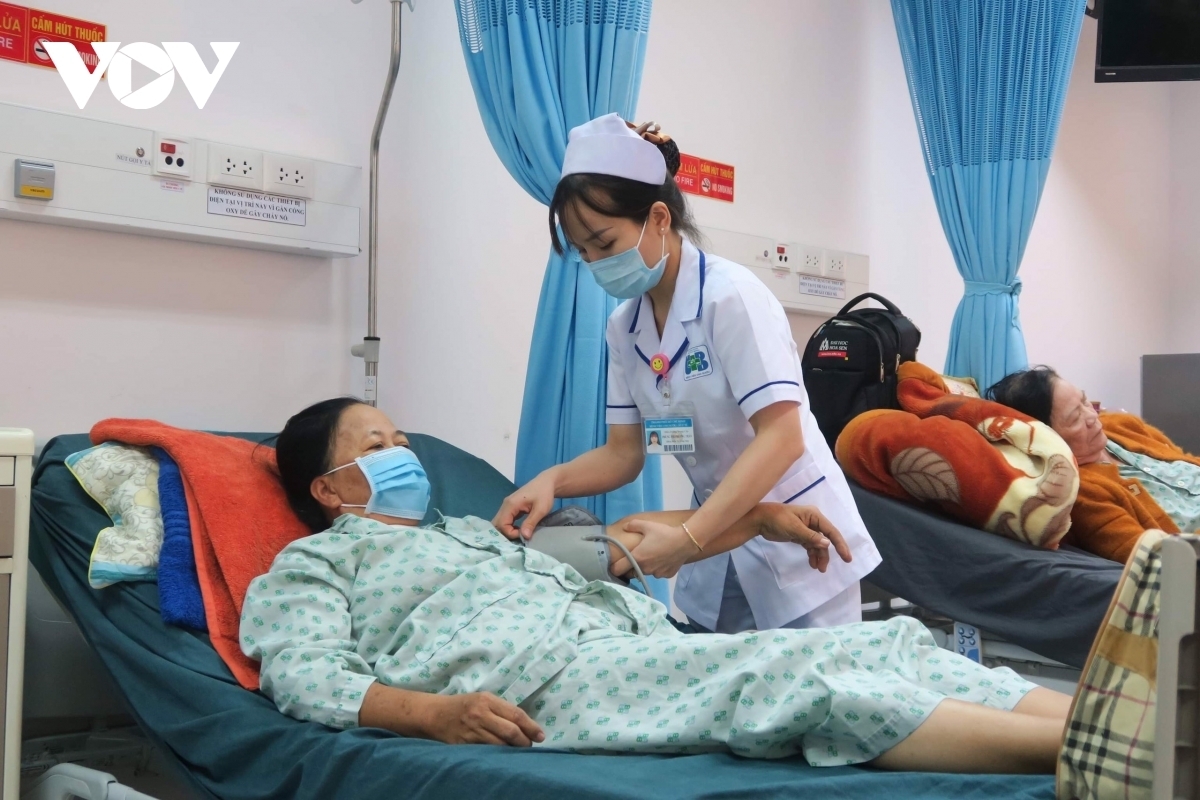 Bộ Y tế chỉ ra 5 nguyên nhân dẫn tới tình trạng thiếu thuốc, vật tư y tế (Ảnh minh hoạ)