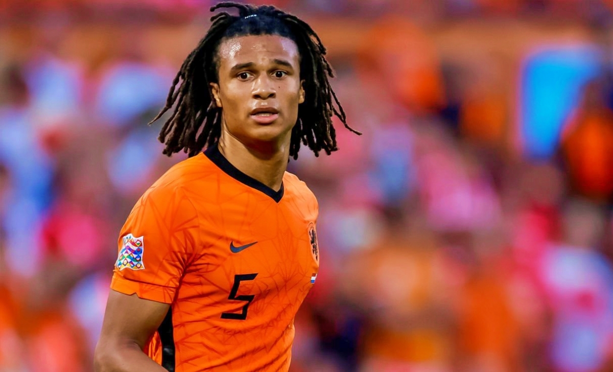 Tin chuyển nhượng 20/6: Chelsea hỏi mua Nathan Ake
