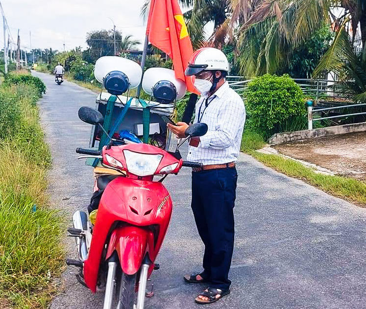 Người đưa tin thầm lặng