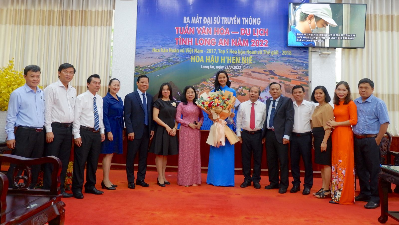 Miss H'hen Nie – media Ambassador of Long An Culture and Tourism Week 2022
