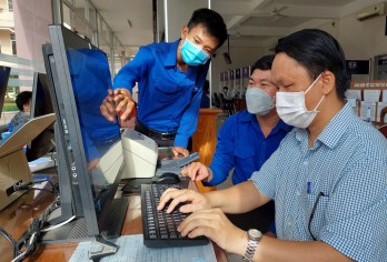 Thanh niên Tân An: Hỗ trợ người dân thực hiện dịch vụ công trực tuyến mức độ 3, 4