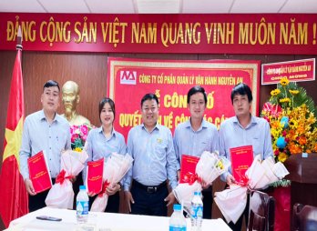 Công ty Cổ phần Quản lý vận hành Nguyễn An trao quyết định bổ nhiệm 4 Phó Giám đốc