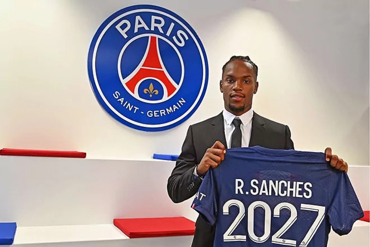 Chuyển nhượng 5/8: PSG có thêm tân binh, MU đẩy cầu thủ sang Sevilla
