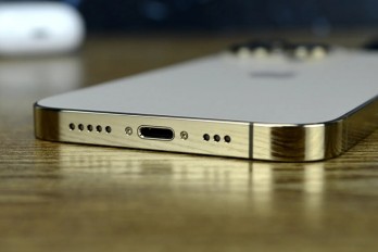 Apple tăng tốc độ sạc nhanh cho dòng iPhone 14