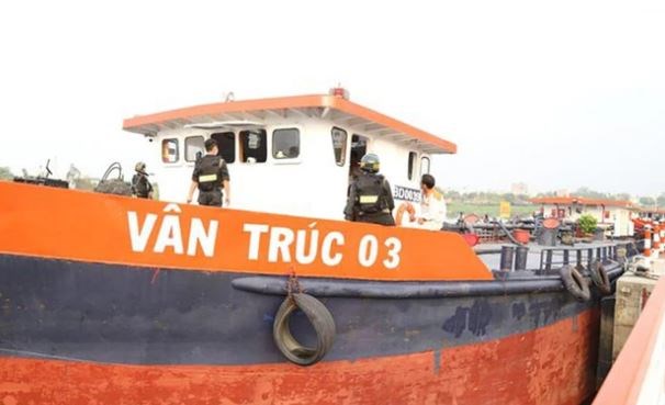 Vụ buôn lậu gần 200 triệu lít xăng: Tám bị cáo kháng cáo