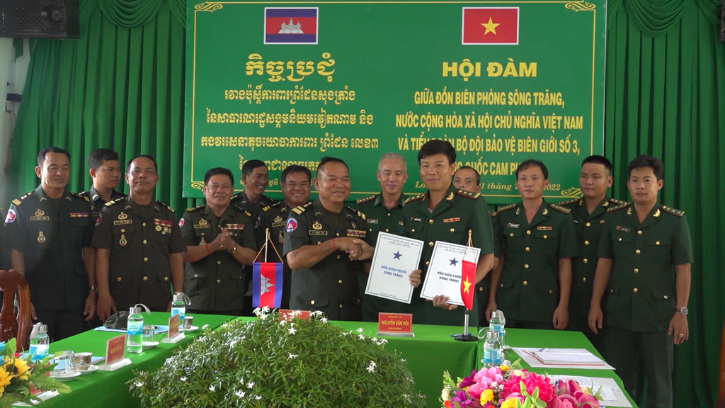 Vun đắp tình hữu nghị hai bên biên giới