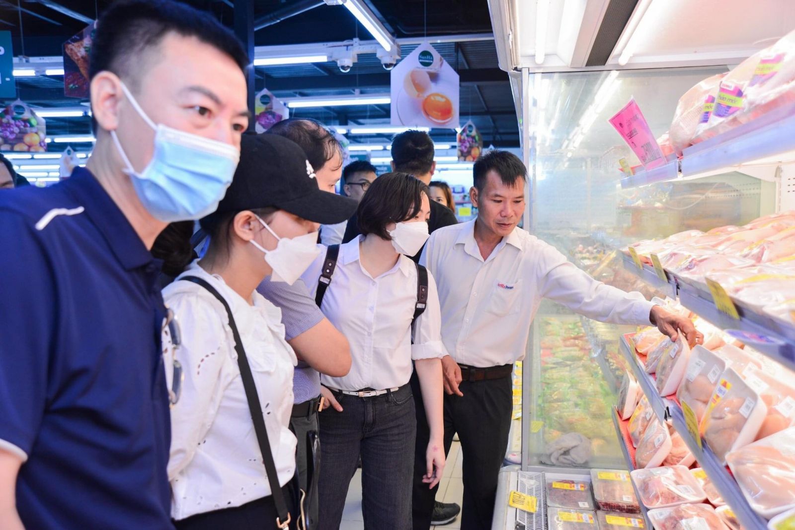 In Long An province, the total retail sales of goods and services in July 2022 reached over VND 9,300 billion