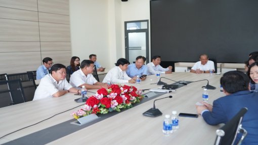 Nguyên Phó Thủ tướng Thường trực Chính phủ - Trương Hòa Bình thăm Khu Công nghiệp Cầu Cảng Phước Đông