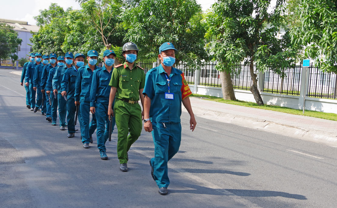 Nâng cao sức chiến đấu của tự vệ doanh nghiệp trong tình hình mới