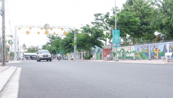 Đảng bộ thị trấn Tân Thạnh Tự hào sau 30 năm vượt khó, phát triển Đảng bộ thị trấn Tân Thạnh Tự hào sau 30 năm vượt khó, phát triển