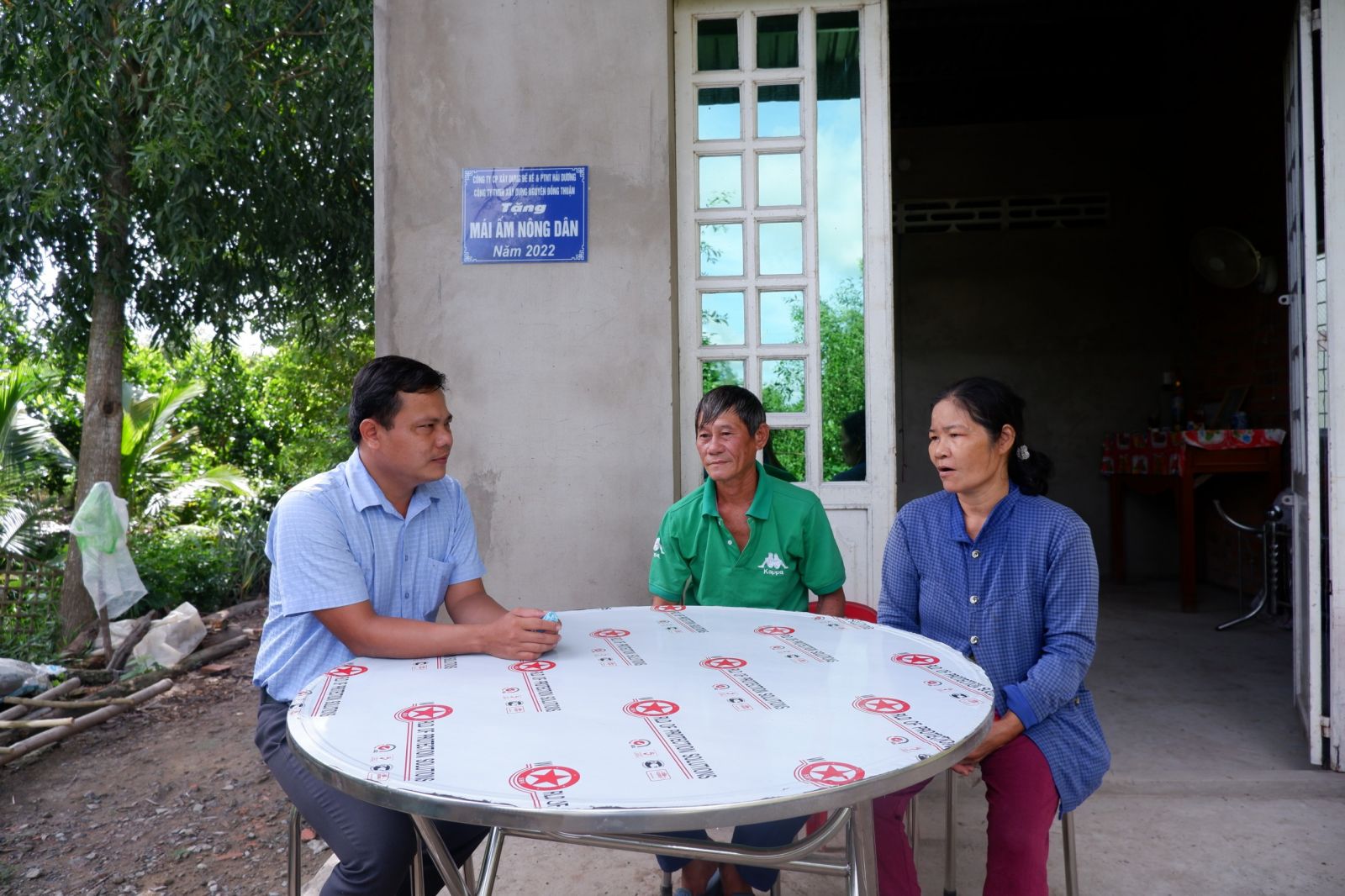 Tân Bình vượt khó đạt chuẩn nông thôn mới
