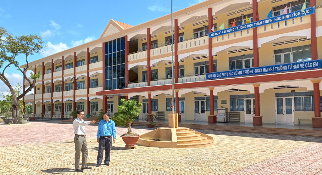 Vĩnh Hưng sẵn sàng cho năm học mới