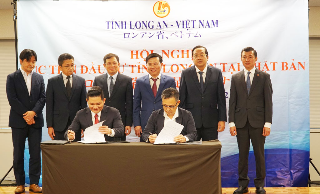Vietnam - Japan enterprises sign a memorandum of cooperation at the conference
