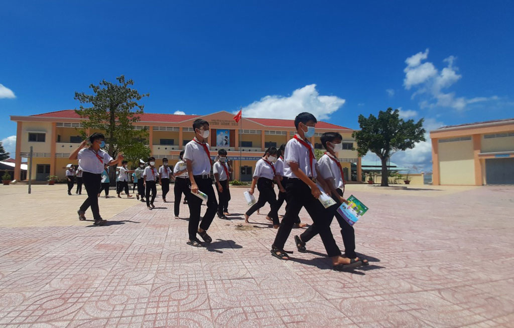 Xây dựng môi trường văn hóa lành mạnh, văn minh