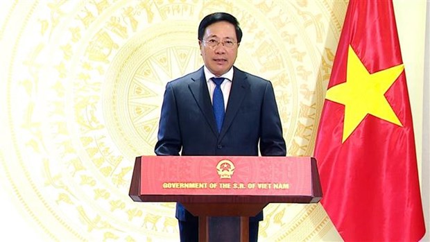 Deputy PM attends opening of 19th CAEXPO, CABIS