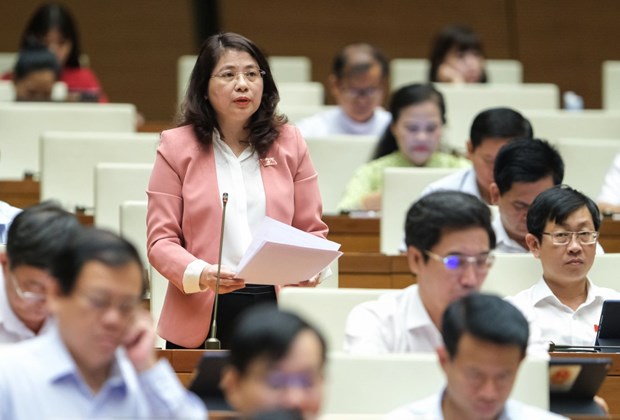Cần có quy định lựa chọn nhà thầu cung cấp hàng hóa, dịch vụ dầu khí