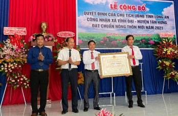 Vĩnh Đại đón nhận danh hiệu đạt chuẩn xã nông thôn mới Vĩnh Đại đón nhận danh hiệu đạt chuẩn xã nông thôn mới