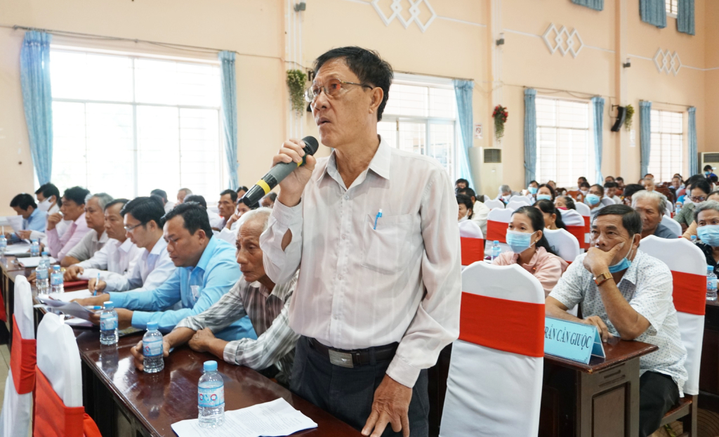 Cử tri huyện Cần Giuộc kiến nghị các bất cập về những dự án kéo dài