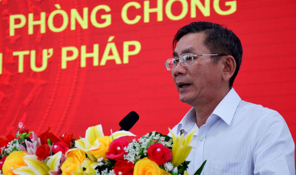 Nêu cao trách nhiệm người đứng đầu cấp ủy trong phòng, chống tham nhũng