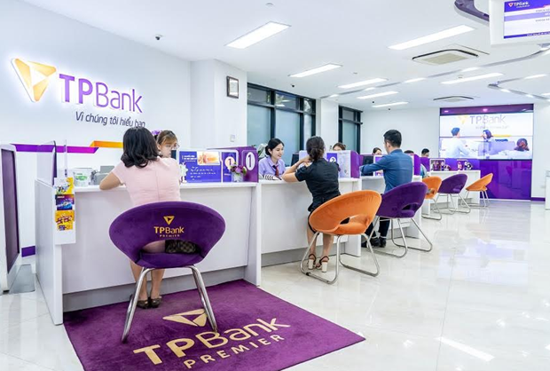 Lãi suất ngân hàng tăng cao, người vay mua nhà 'méo mặt'
