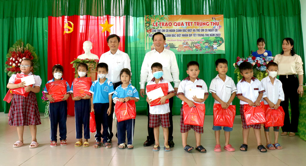 Long An: Kinh tế - xã hội tăng tốc mạnh mẽ