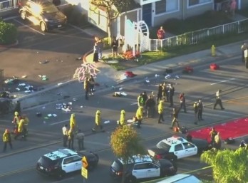Mỹ: Hàng chục cảnh sát bị thương do xe đâm tại bang California